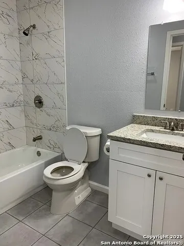 5135 TOM STAFFORD DR Kirby, TX 78219