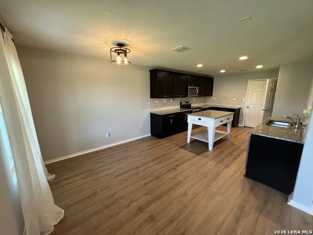 12037 Silver Light San Antonio, TX 78254