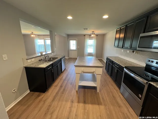 12037 Silver Light San Antonio, TX 78254
