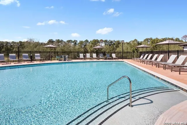 1840 WOODLAND FIELD XING Unit 184 Spring, TX 77380