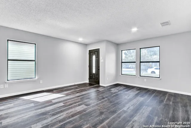 9715 Kashmir Dr San Antonio, TX 78251