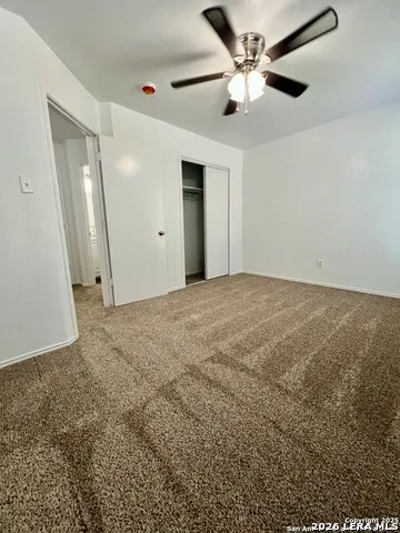 2411 LADEN MDWS San Antonio, TX 78245