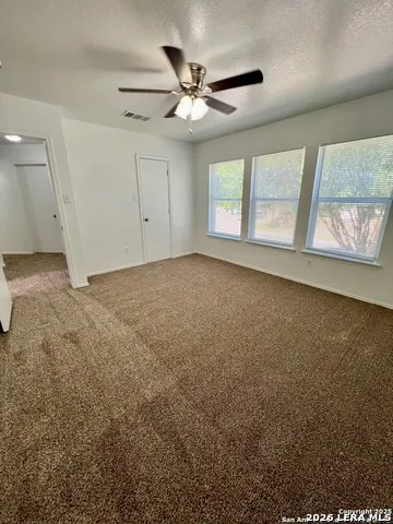 2411 LADEN MDWS San Antonio, TX 78245