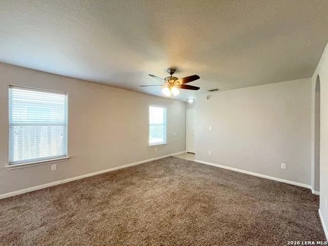 6121 Luckey Run San Antonio, TX 78252