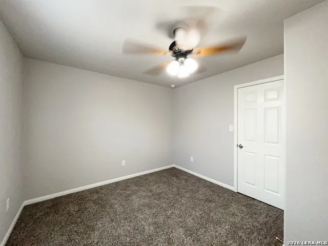 6121 Luckey Run San Antonio, TX 78252