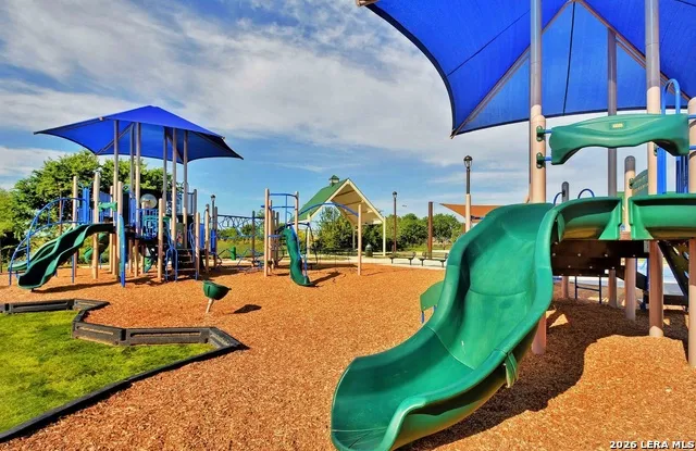 6121 Luckey Run San Antonio, TX 78252