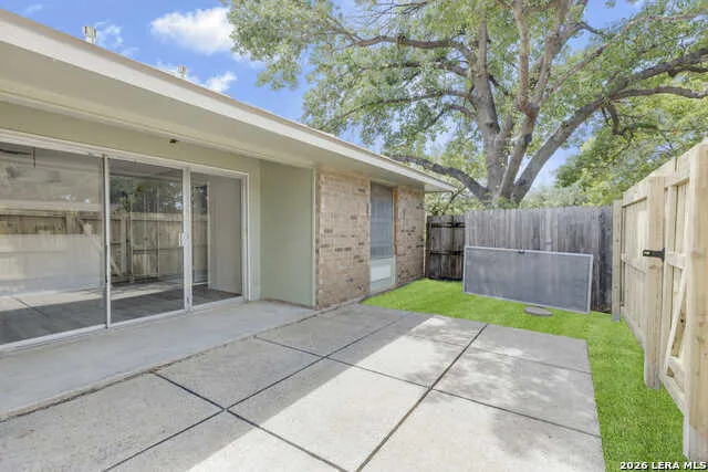 5017 CONCORD RDG San Antonio, TX 78228
