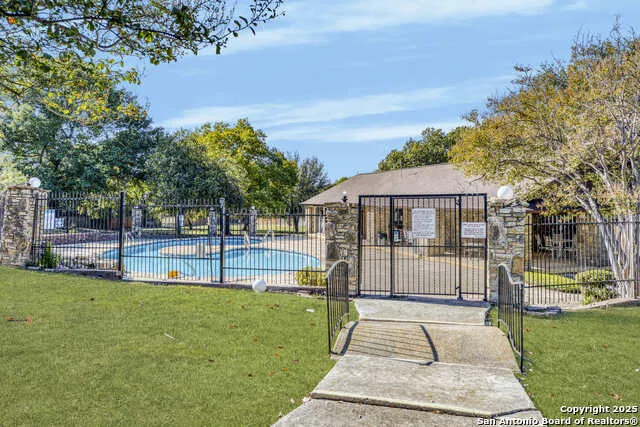 5017 CONCORD RDG San Antonio, TX 78228