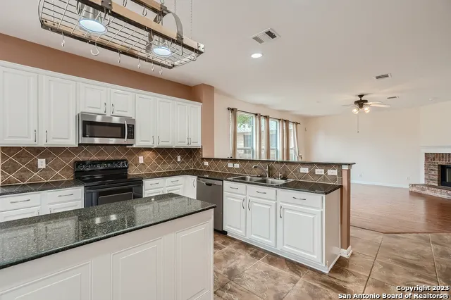 1223 SAND WEDGE San Antonio, TX 78258