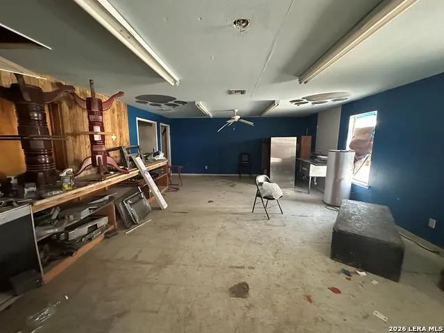 1562 Eidson Rd Eagle Pass, TX 78852