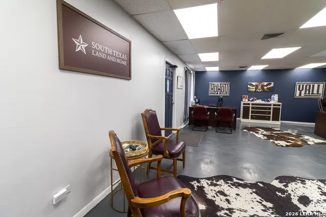 1501 SAINT MARYS ST Beeville, TX 78102