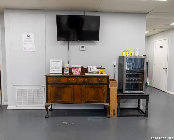1501 SAINT MARYS ST Beeville, TX 78102