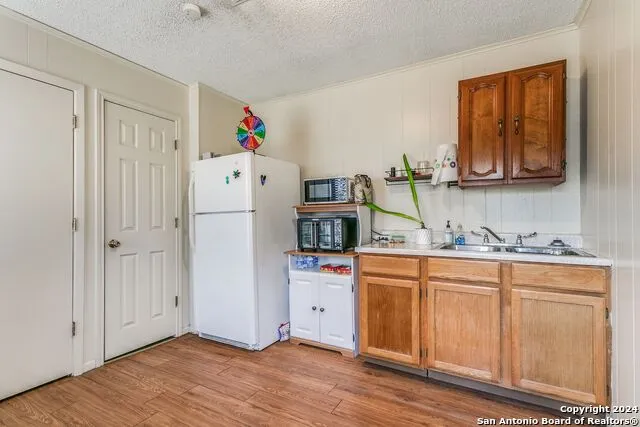901 OAK ST Jourdanton, TX 78026