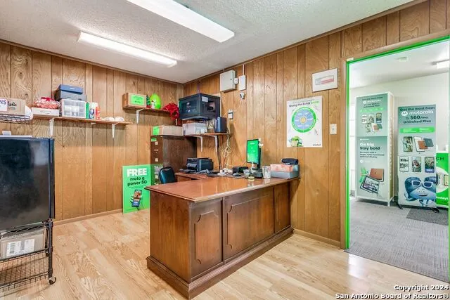901 OAK ST Jourdanton, TX 78026