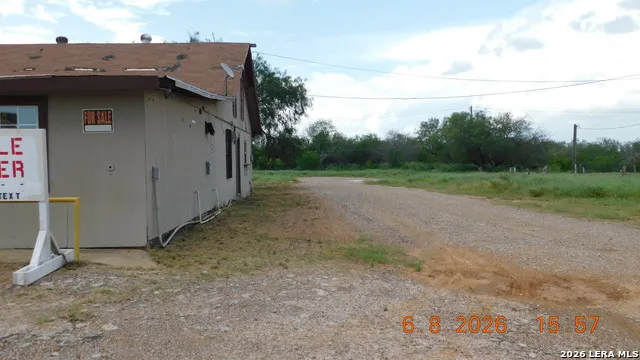 249 IH 35 Frontage Road Cotulla, TX 78014