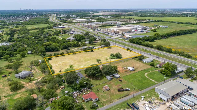 7004 Rigsby Ave. China Grove, TX 78263