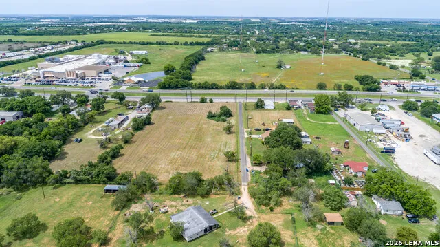 7004 Rigsby Ave. China Grove, TX 78263