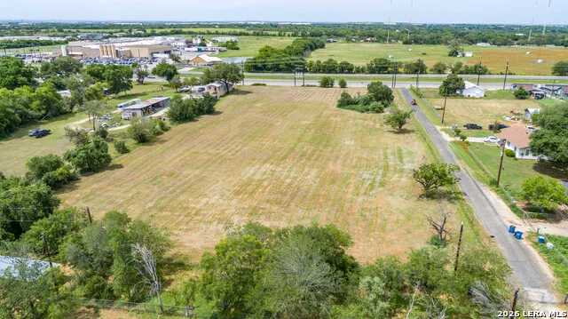 7004 Rigsby Ave. China Grove, TX 78263