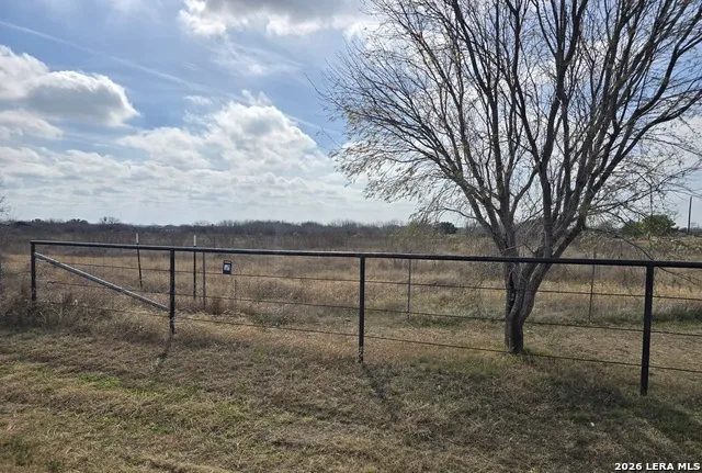 13262 Fm 1346 St Hedwig, TX 78152
