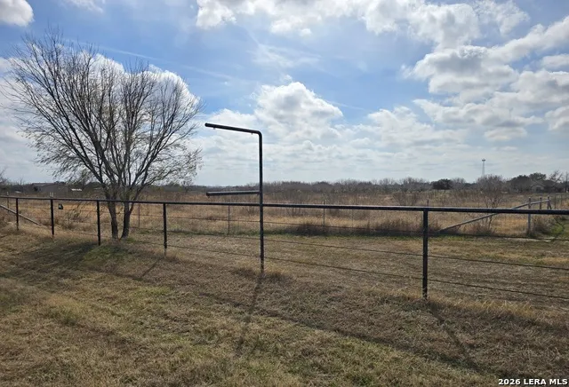 13262 Fm 1346 St Hedwig, TX 78152