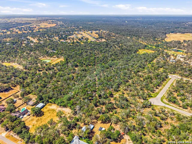 1581 County Road 321 La Vernia, TX 78121