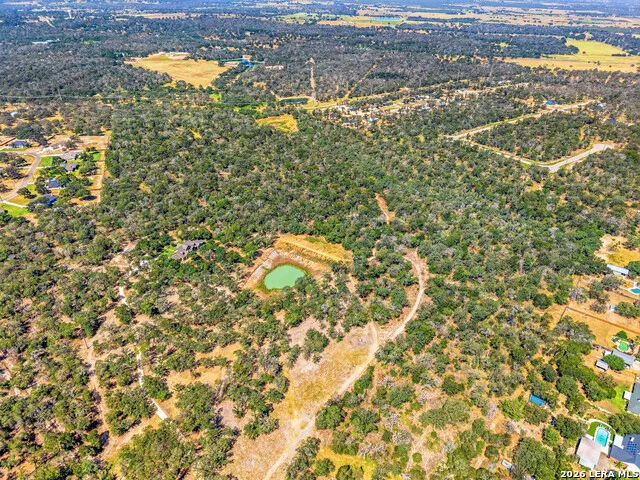1581 County Road 321 La Vernia, TX 78121