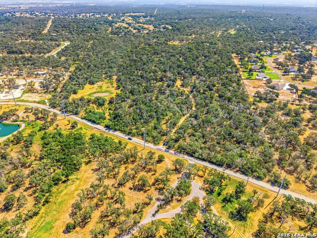 1581 County Road 321 La Vernia, TX 78121
