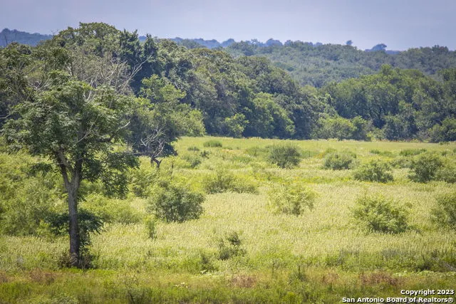 181 PINE MEADOW RD Seguin, TX 78155