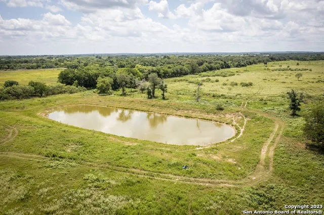 181 PINE MEADOW RD Seguin, TX 78155