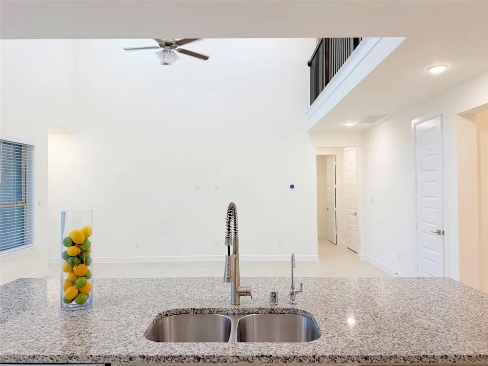 8611 Oakdale Bluff Court Richmond, TX 77407