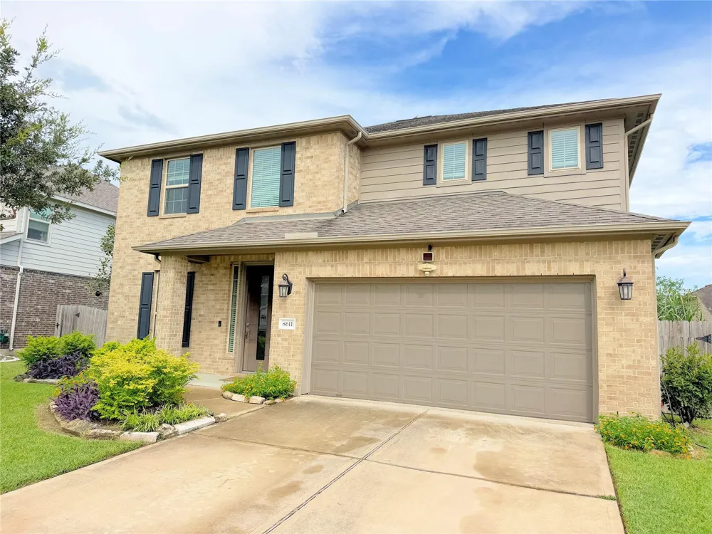 8611 Oakdale Bluff Court Richmond, TX 77407