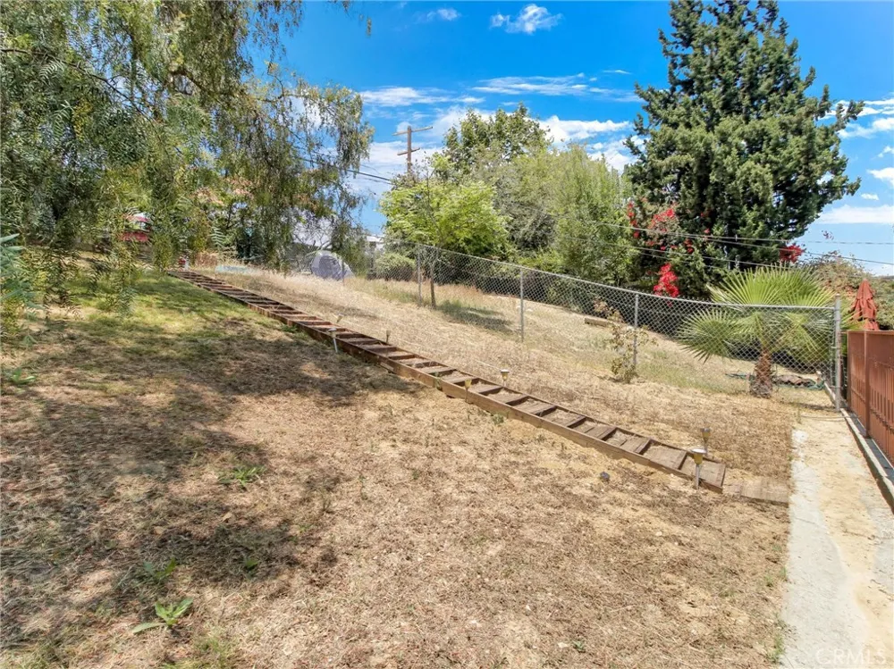 3207 Kenneth Drive Los Angeles, CA 90032