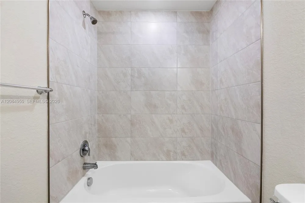 2905 Olivia Ave Lauderdale Lakes, FL 33311