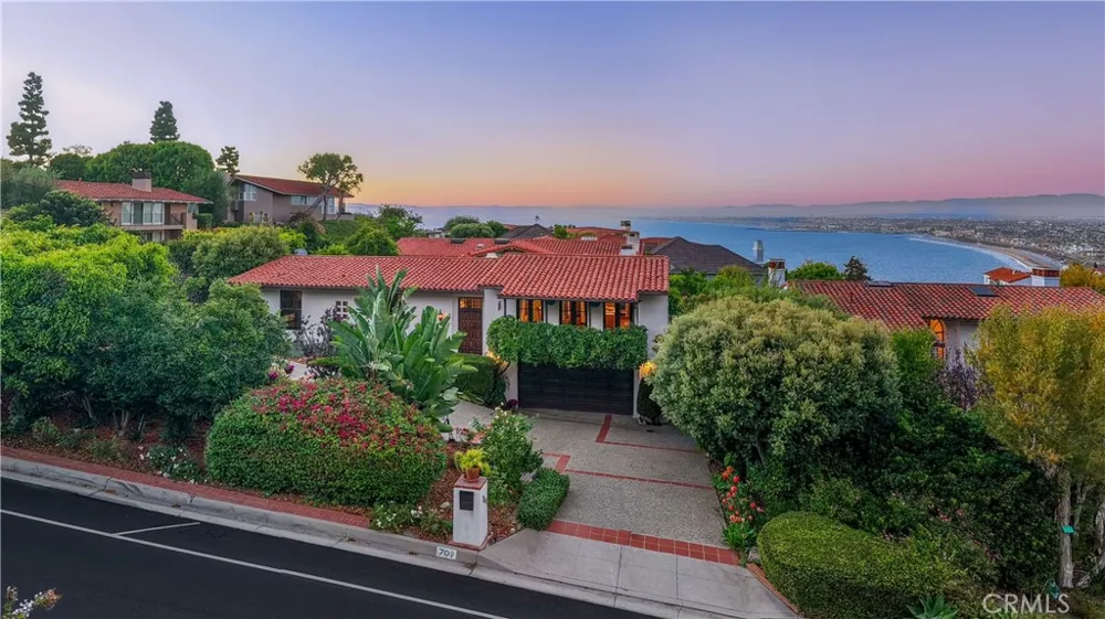 709 Via Del Monte Palos Verdes Estates, CA 90274