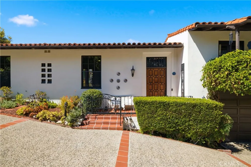 709 Via Del Monte Palos Verdes Estates, CA 90274