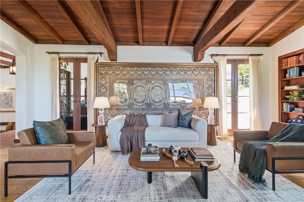 709 Via Del Monte Palos Verdes Estates, CA 90274