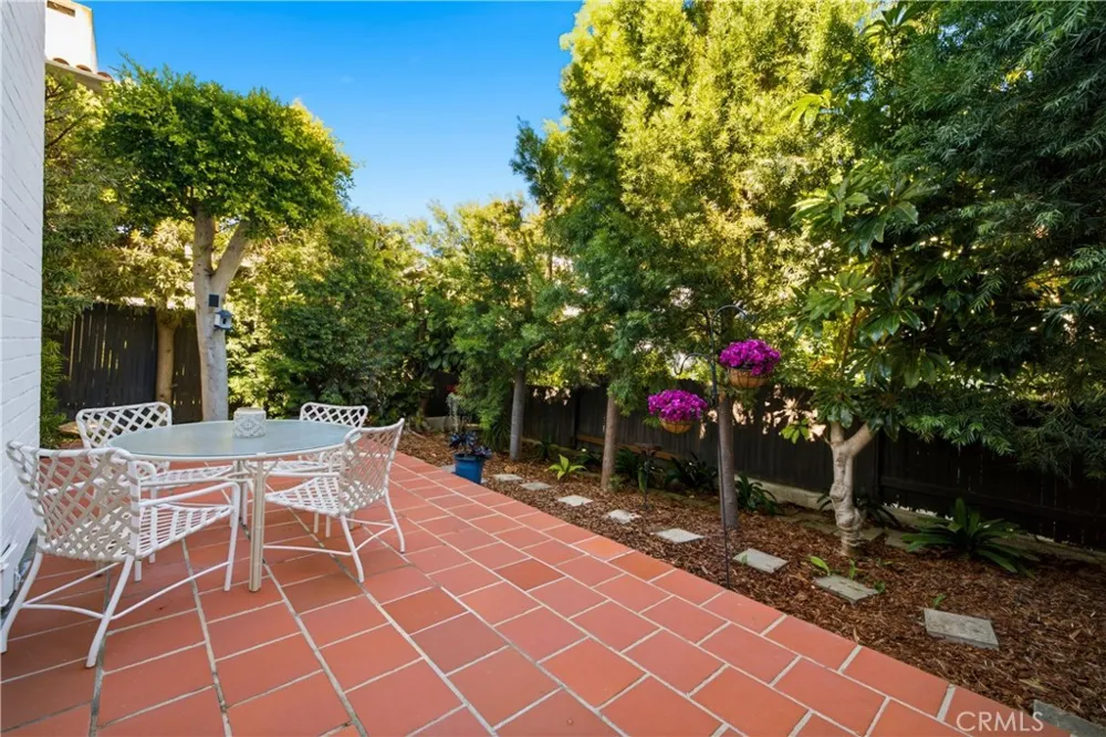 709 Via Del Monte Palos Verdes Estates, CA 90274