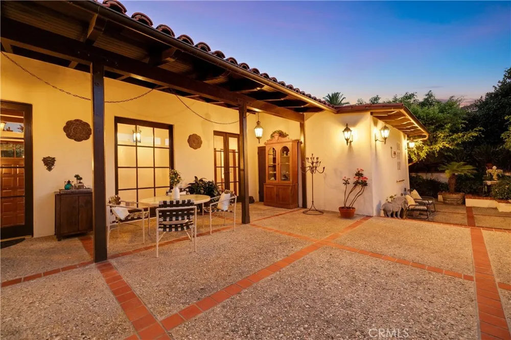 709 Via Del Monte Palos Verdes Estates, CA 90274