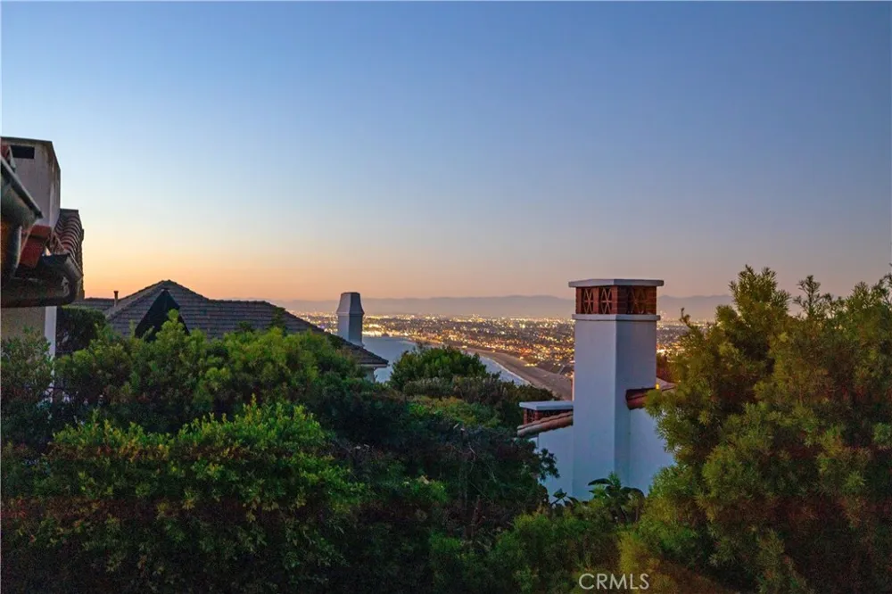709 Via Del Monte Palos Verdes Estates, CA 90274