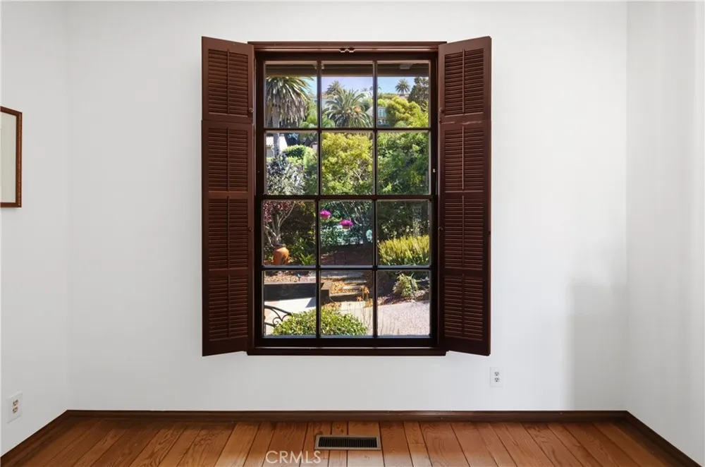 709 Via Del Monte Palos Verdes Estates, CA 90274