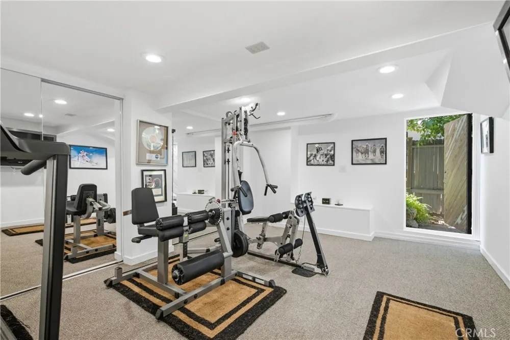 709 Via Del Monte Palos Verdes Estates, CA 90274