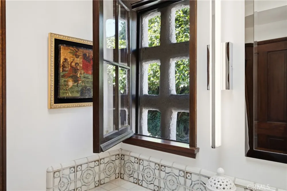 709 Via Del Monte Palos Verdes Estates, CA 90274