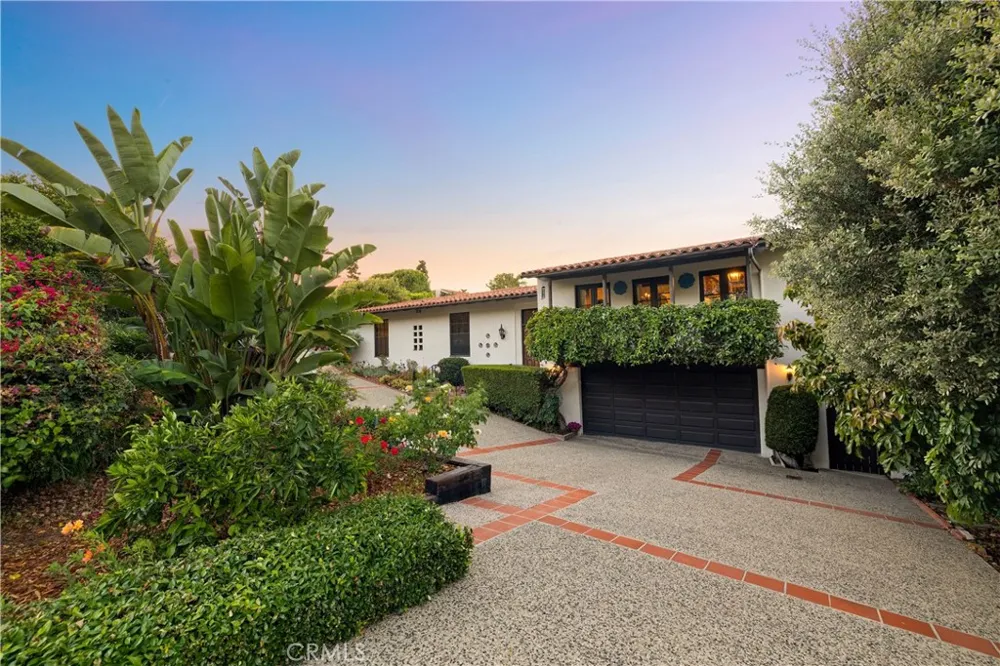 709 Via Del Monte Palos Verdes Estates, CA 90274