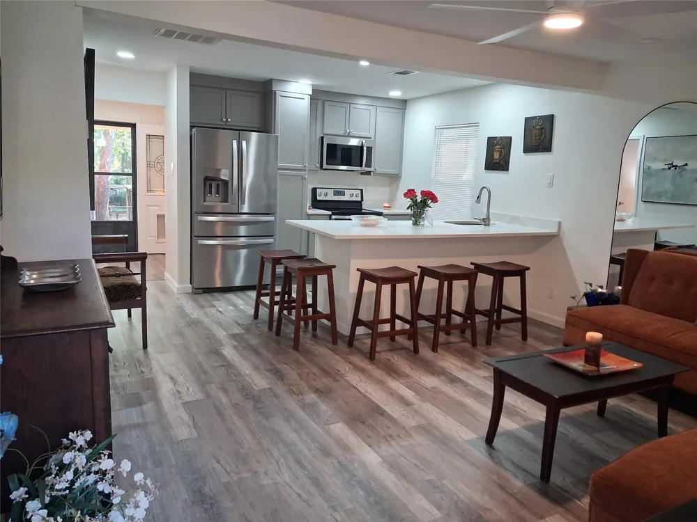 212 Magnolia Point Drive Houston, TX 77336