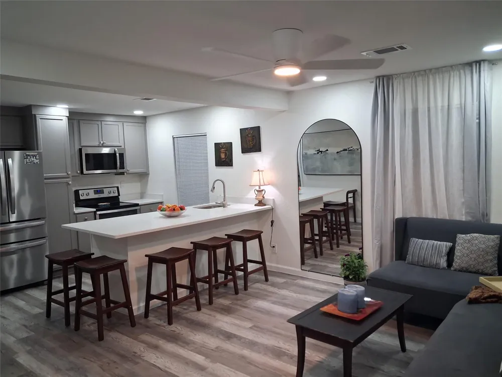 212 Magnolia Point Drive Houston, TX 77336