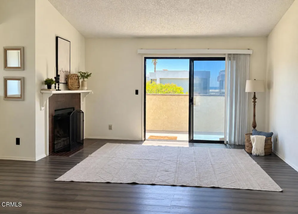 161 Mainsail Court Port Hueneme, CA 93041