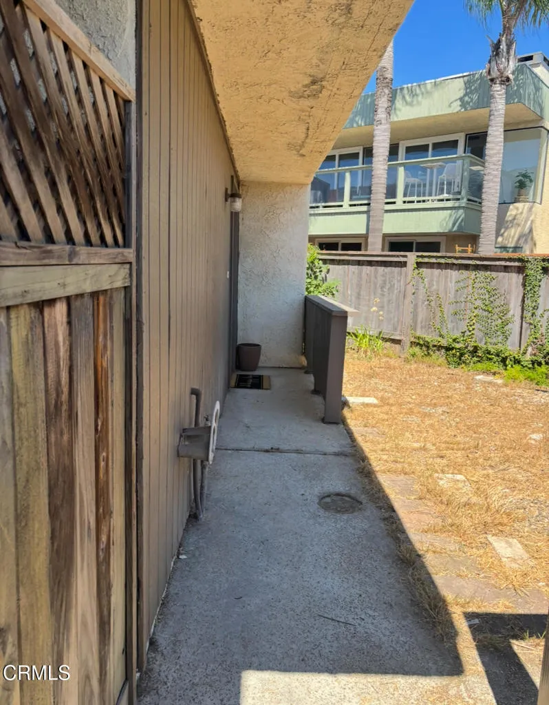 161 Mainsail Court Port Hueneme, CA 93041