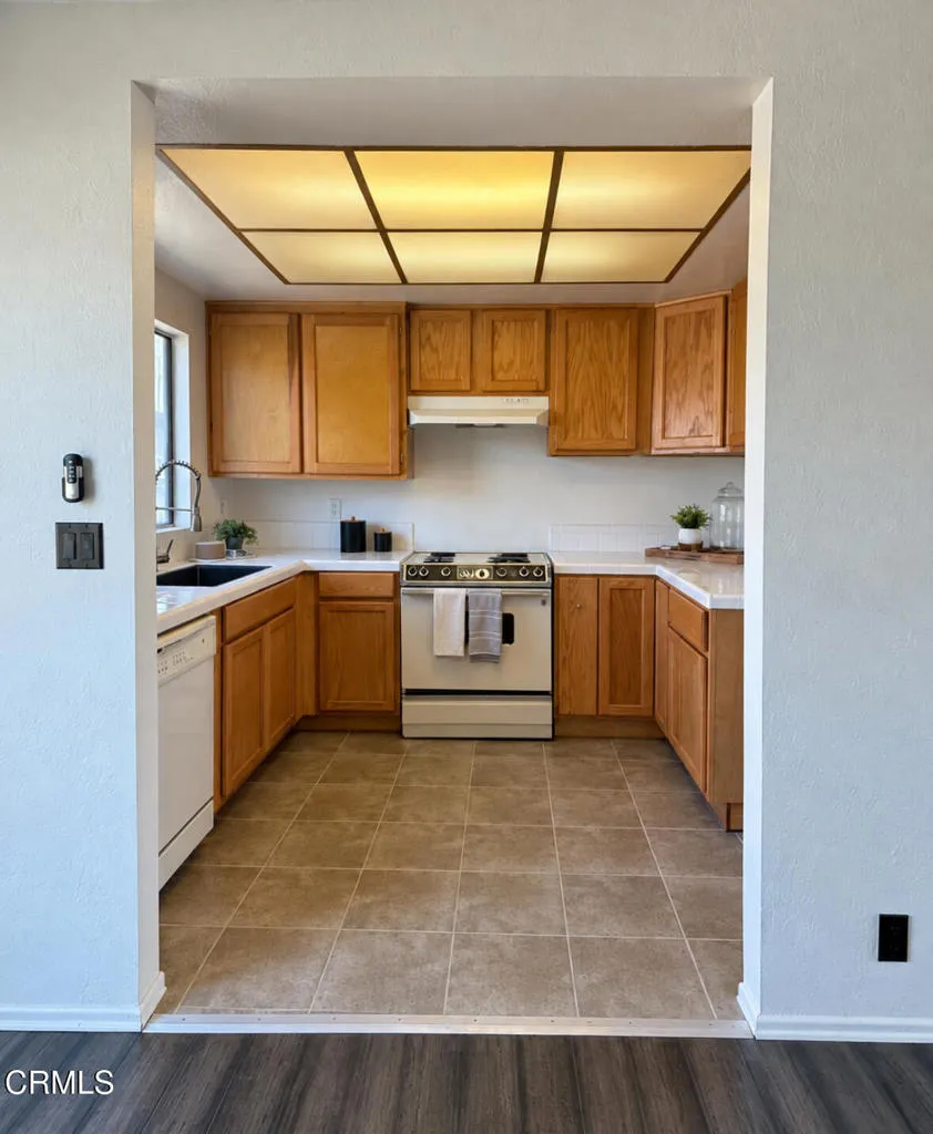 161 Mainsail Court Port Hueneme, CA 93041