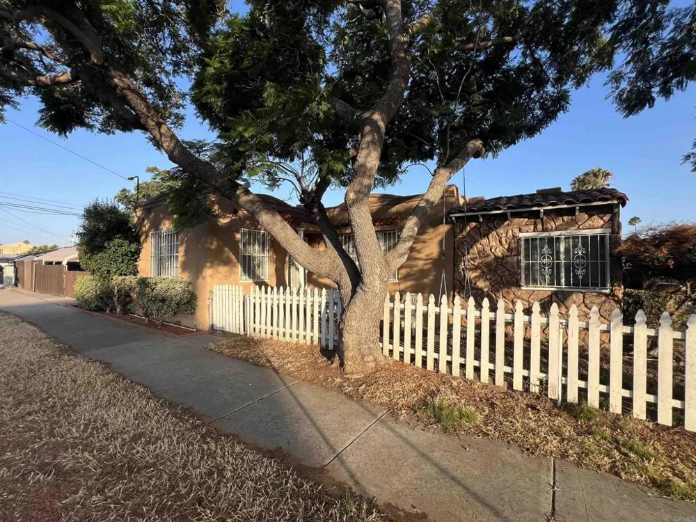101 Woodlawn Avenue Chula Vista, CA 91910