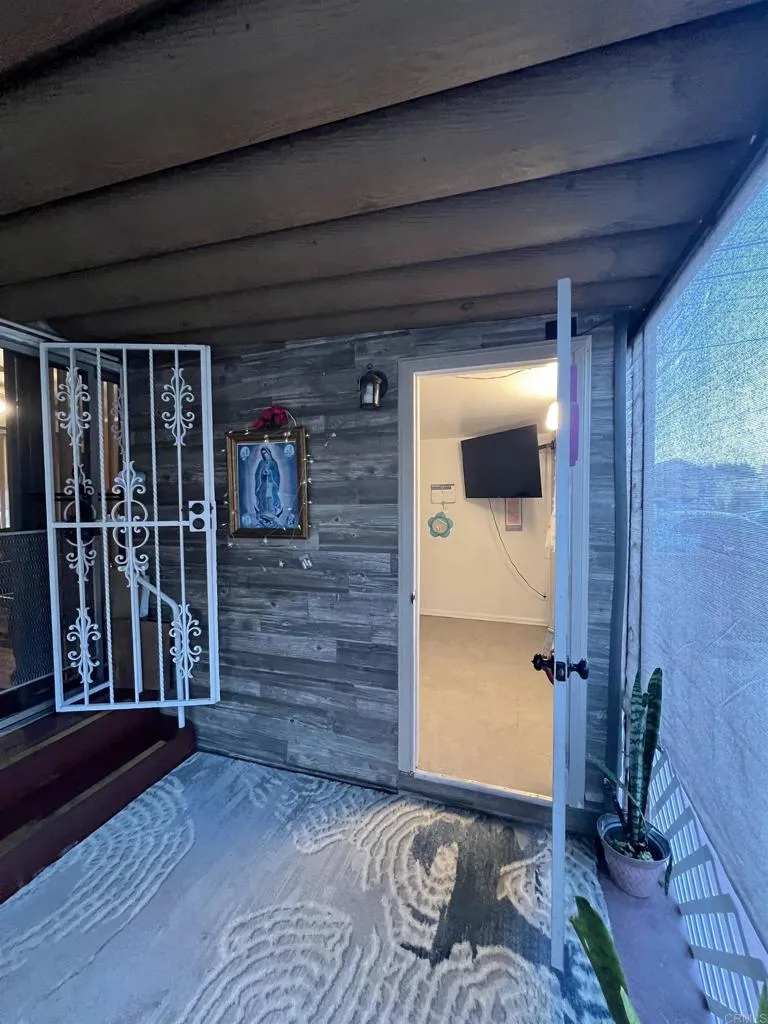 101 Woodlawn Avenue Chula Vista, CA 91910